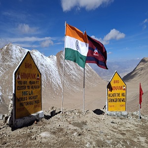 Worlds highest motorable road