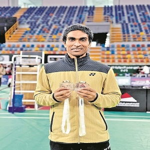 Pramod Bhagat captured the mens SL3 gold medal